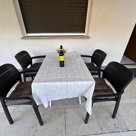 Apartment Near The Sea 650 Rabac Exteriér fotografie