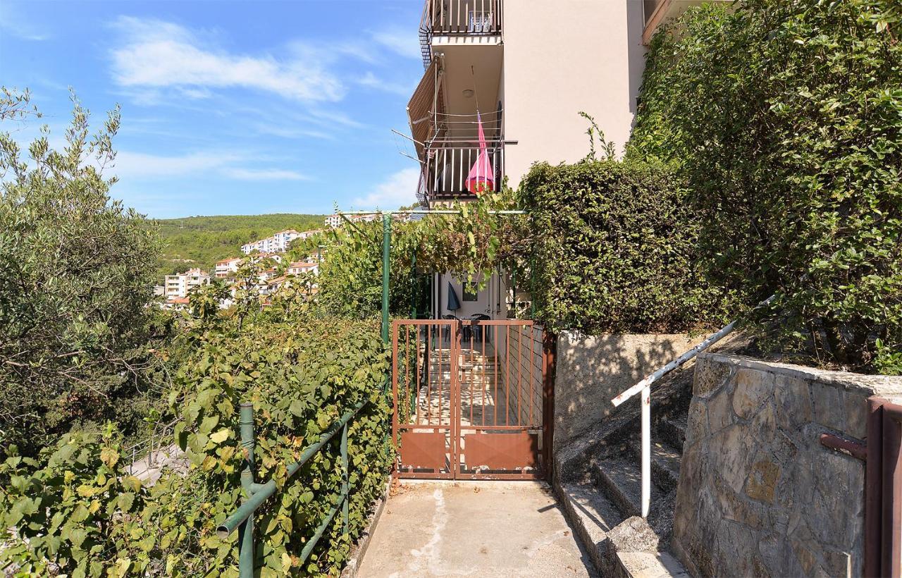 Apartment Near The Sea 650 Rabac Exteriér fotografie