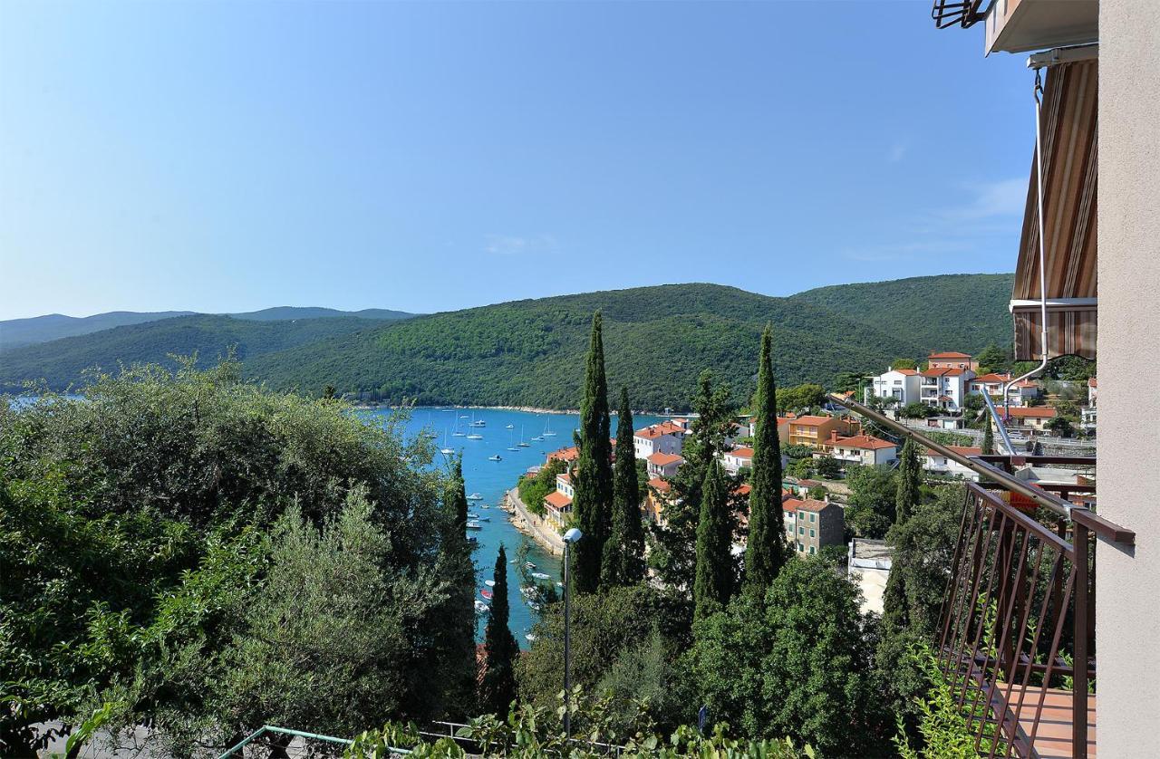 Apartment Near The Sea 650 Rabac Exteriér fotografie