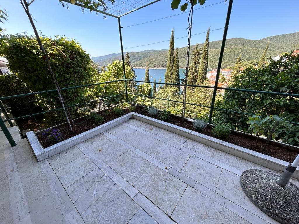 Apartment Near The Sea 650 Rabac Exteriér fotografie