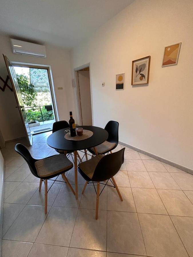 Apartment Near The Sea 650 Rabac Exteriér fotografie